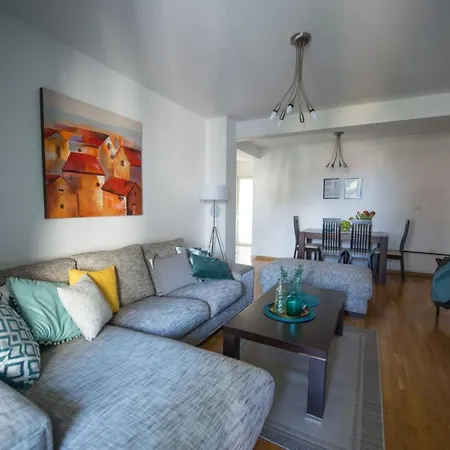 Apartament Lidija *